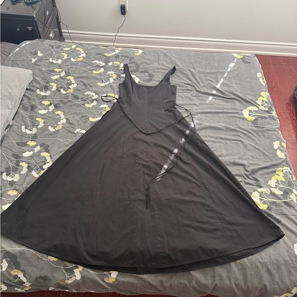 OAK + FORT Black Sleeveless Maxi Dress - Picture 3 of 5